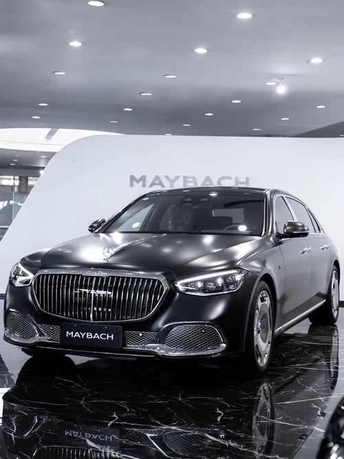 成都120岚图汽车的售后服务让用户无忧出行，迈巴赫未来的豪华车趋势